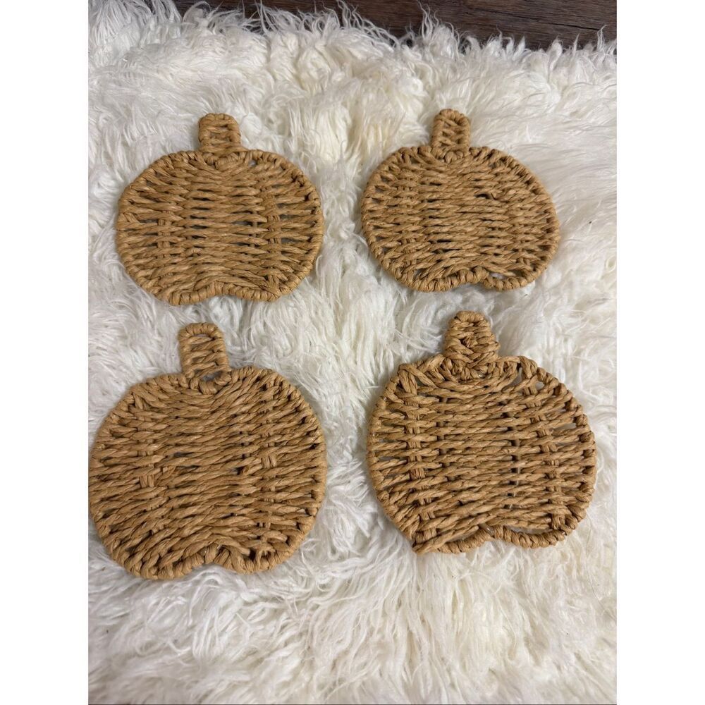 Pumpkin Shaped Woven Natural Fiber Trivet Boho Farmhouse Cottage Decor 5” x 5”